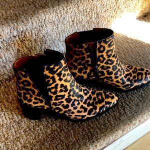 LEOPARD BOOTIES!!